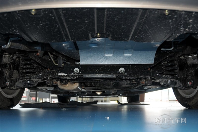 2014款 1.6L 自动尊贵型