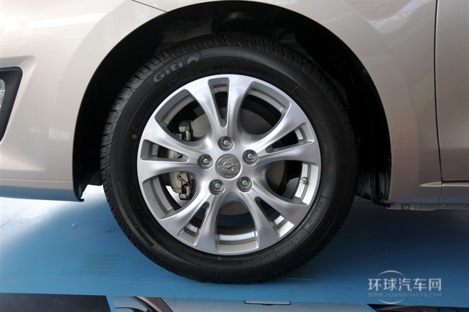 2014款 1.6L 自动尊贵型