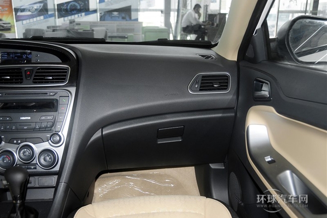 2014款 1.6L 手动尊贵型
