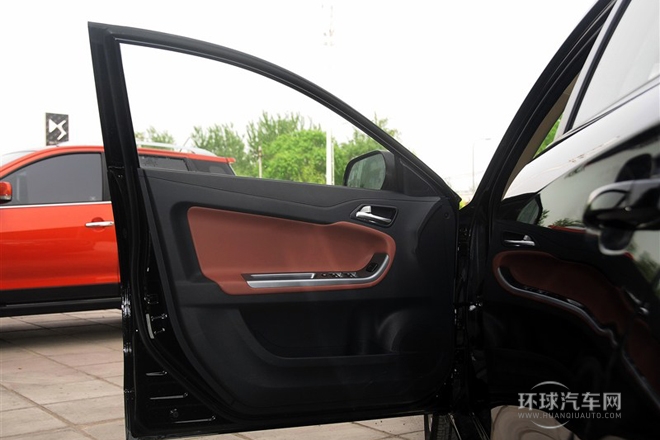 2014款 1.6L 手动豪华型