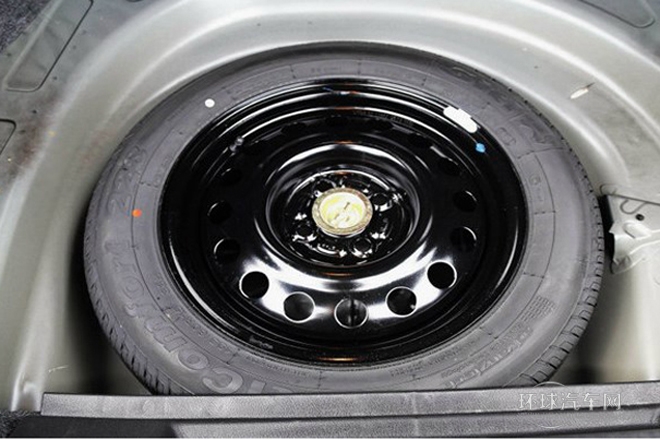 2014款 1.5L 手动旗舰型