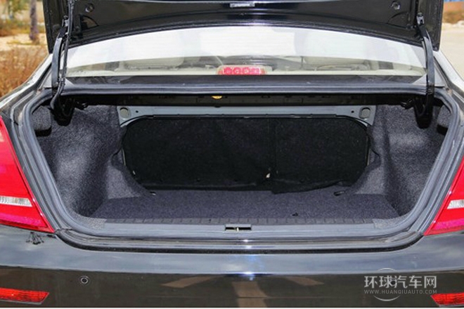 2014款 1.5L 手动旗舰型