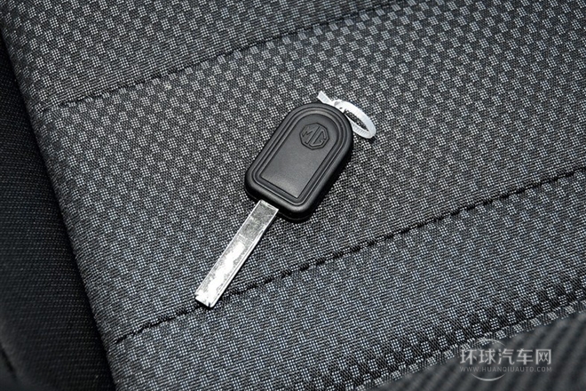 2014款 1.3L 自动舒适版