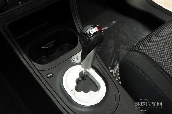 2014款 1.3L 自动舒适版