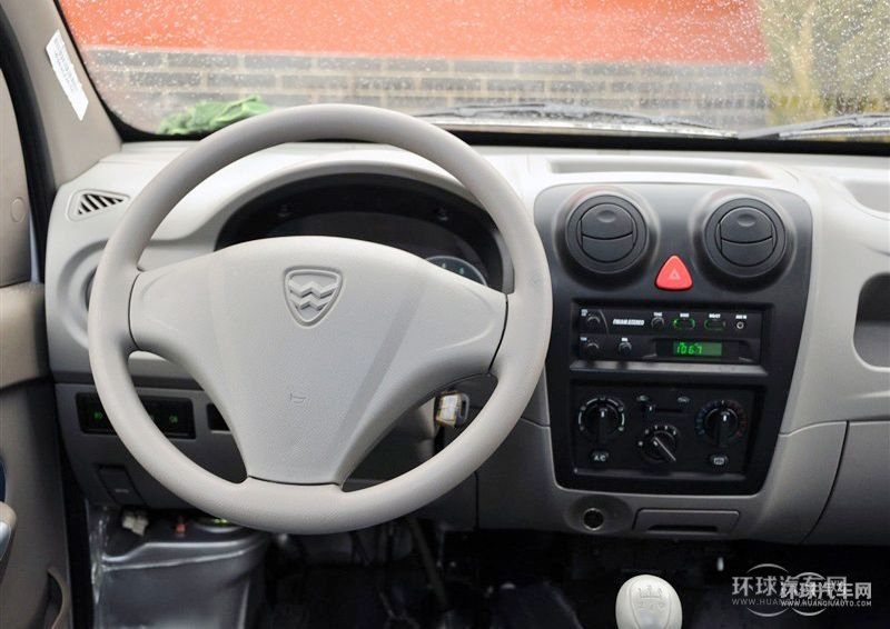 2010款 1.0L豪华型D10A