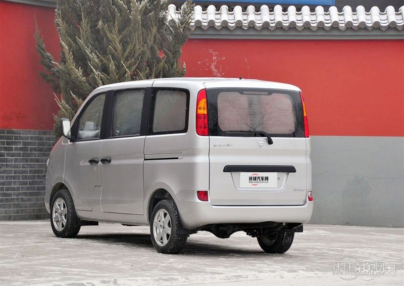 2010款 1.0L豪华型D10A