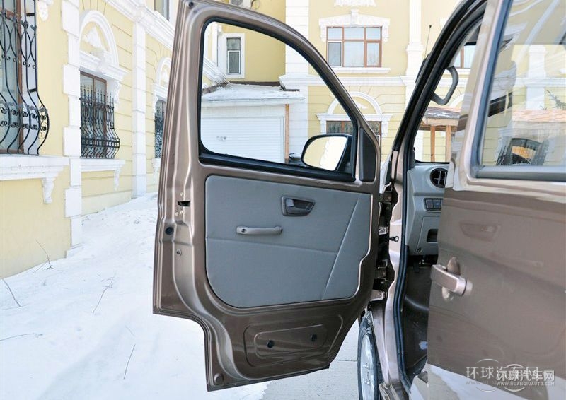 2013款 1.3L豪华型M13R