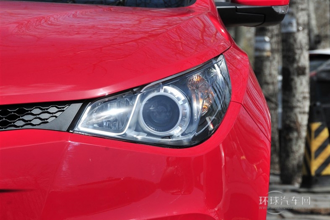 2012款 1.5L 手动豪华版