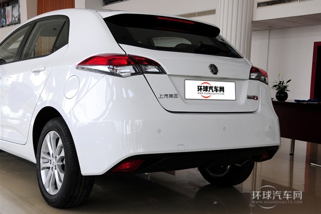 2012款 1.5L 自动豪华版