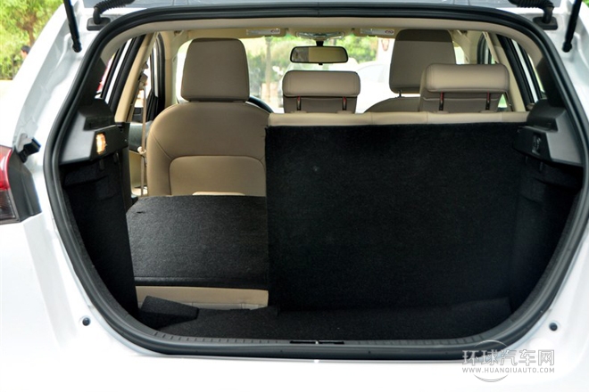 2012款 1.5L 自动领航版