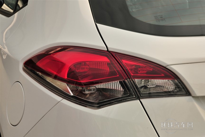 2014款 1.5T 手动豪华型