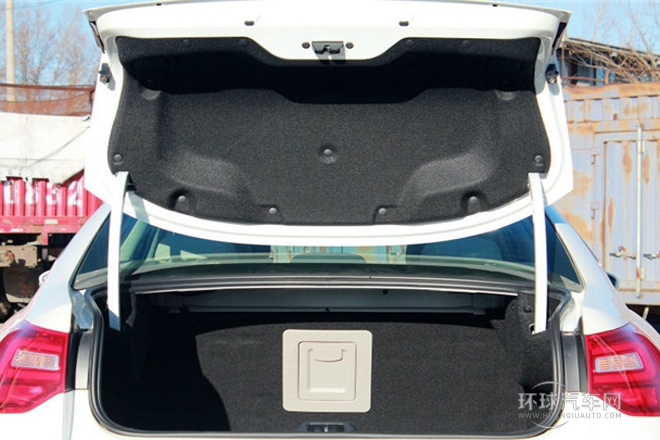 2013款 2.0L 手动舒适型