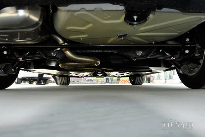 2013款 2.0L 自动尊享型