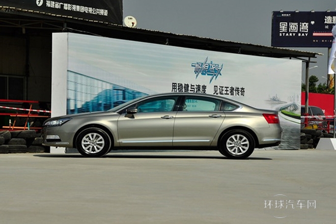 2013款 2.0L 自动尊享型
