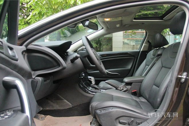 2013款 2.3L 自动尊贵型