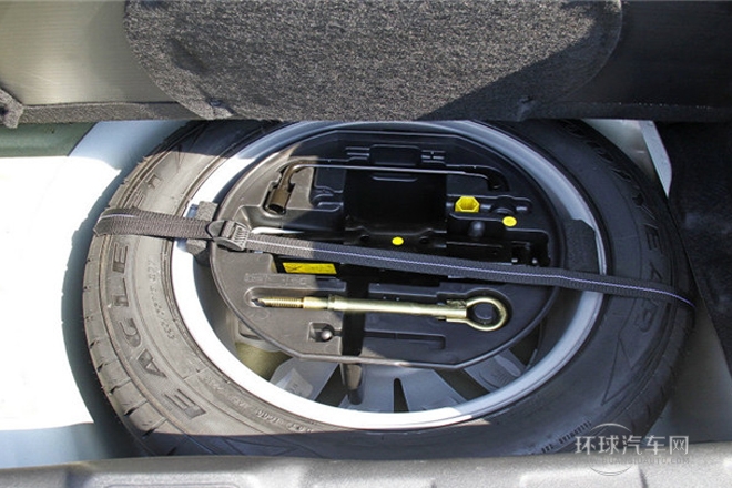 2013款 2.3L 自动豪华型