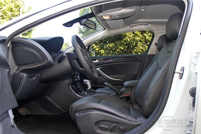 2013款 2.3L 自动豪华型