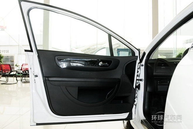 2013款 两厢 1.6L 手动乐享型