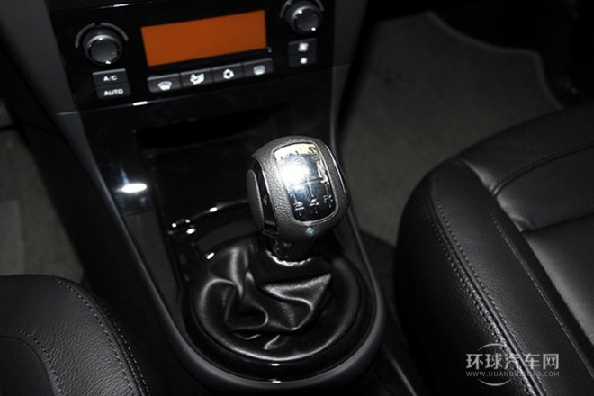 2013款 两厢 1.6L 手动乐享型