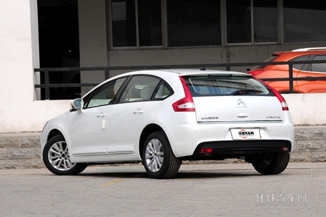 2013款 两厢 1.6L 自动乐尚型