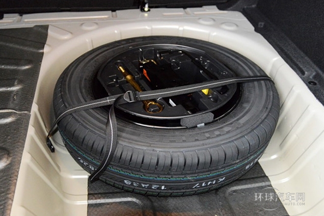 2013款 三厢 1.6L 手动品享型