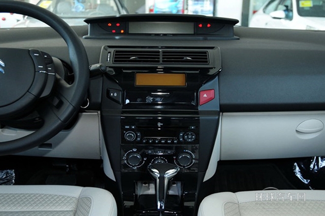 2013款 三厢 1.6L 自动品尚型