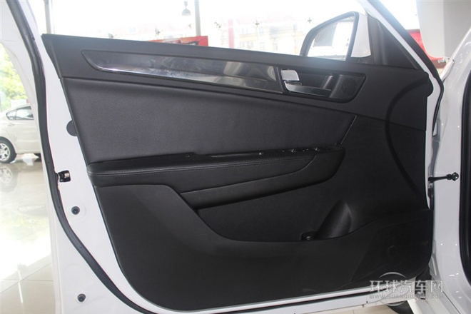 2014款 1.6L 手动舒适型