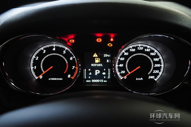 2013款 2.0L 两驱豪华版