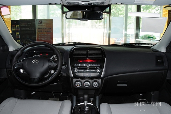 2013款 2.0L 两驱豪华版