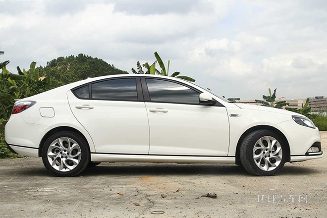 2014款 掀背 1.8T 自动精英版