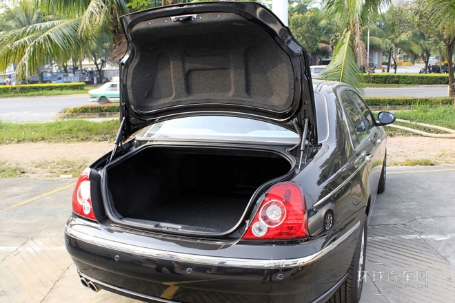 2010款 1.8T 自动加长舒适版