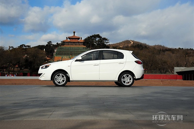 2014款 两厢 1.5L 手动豪华型