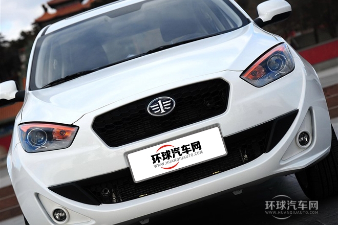 2014款 两厢 1.5L 手动豪华型