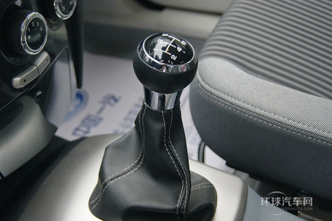 2014款 两厢 1.5L 手动舒适型