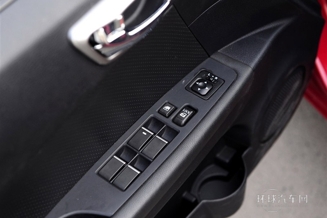 2013款 1.5L 手动精英版