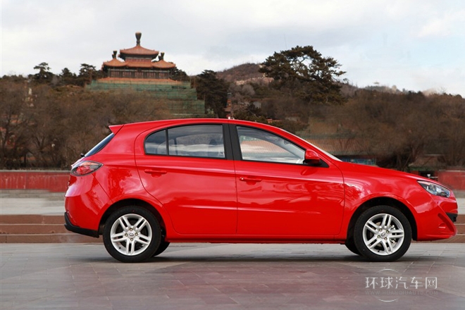 2014款 两厢 1.5L 自动豪华型