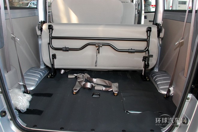 2011款 1.3L(东安引擎)基本型