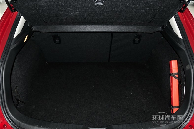 2014款 两厢 1.5L 自动尊贵型