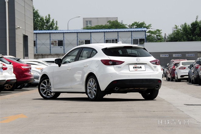 2014款 两厢 2.0L 自动旗舰型