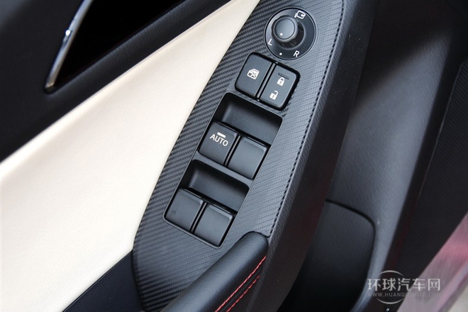 2014款 三厢 2.0L 自动运动型
