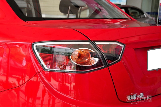 2012款 三厢 1.5L 自动舒适型