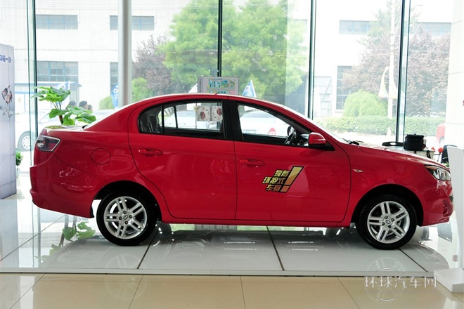 2012款 三厢 1.5L 自动舒适型