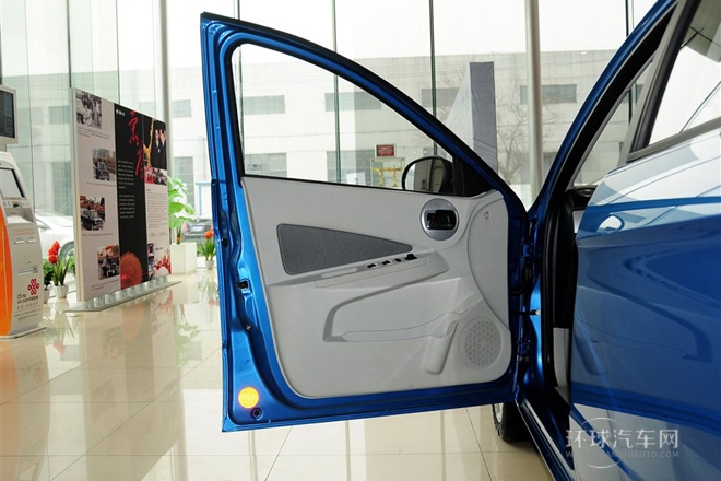 2012款 三厢 1.5L 手动舒适型