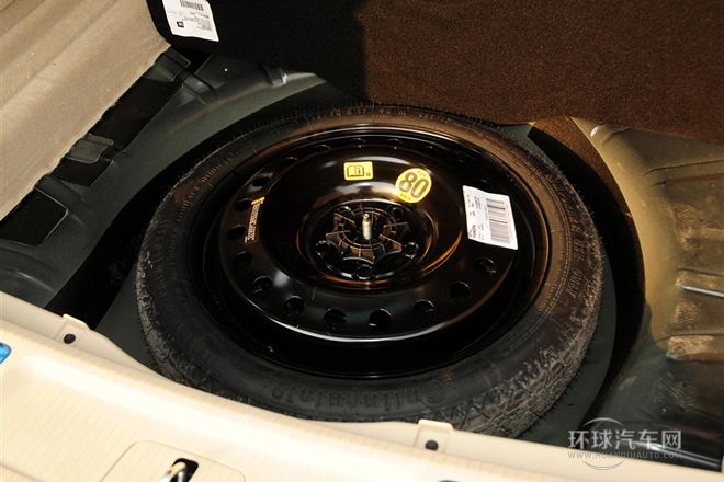 2013款 2.0T 两驱豪华型