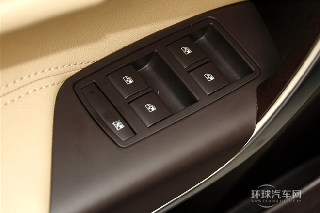 2013款 2.0T 两驱豪华型