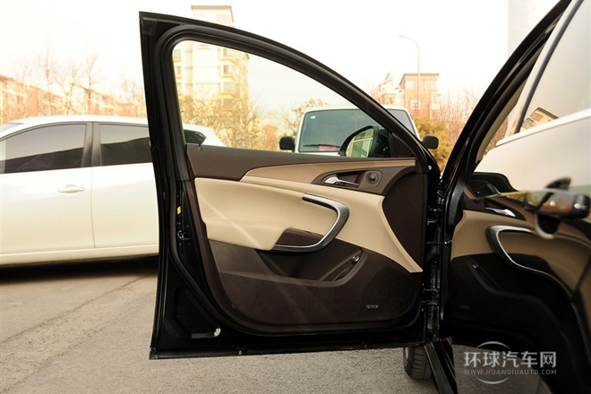 2013款 2.0T 两驱豪华型