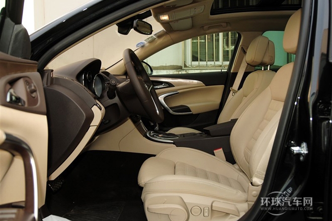 2013款 2.0T 两驱豪华型