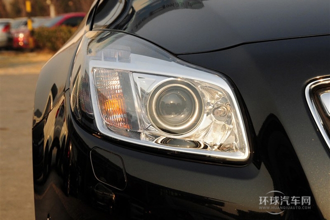 2013款 2.0T 两驱豪华型