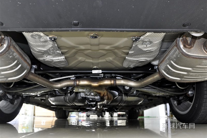2013款 2.0T 四驱运动型