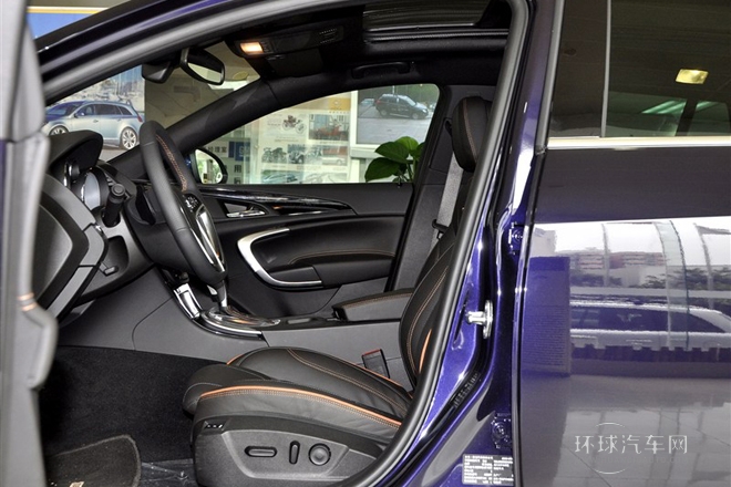 2013款 2.0T 四驱运动型